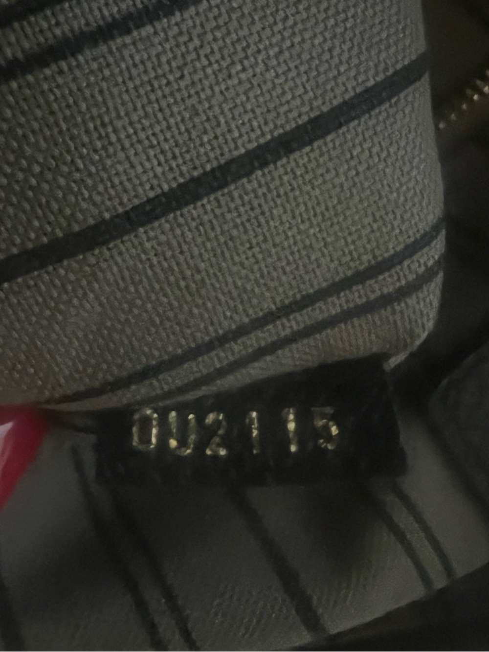 Like new Louis Vuitton Black Monogram Empreinte Speedy Bandoulière 30 w dust bag - Picture 11 of 11